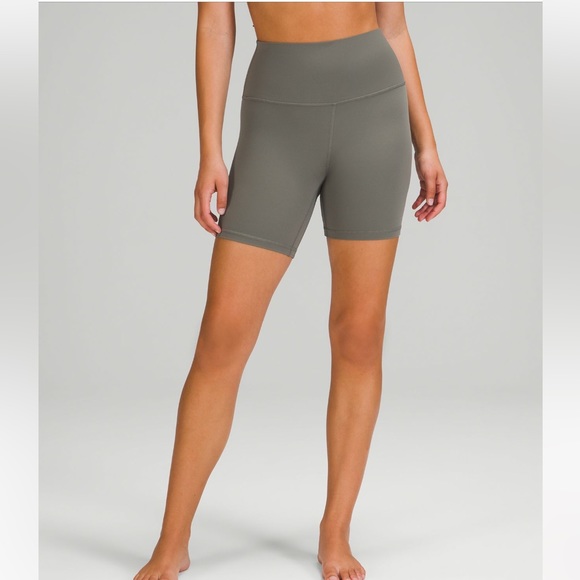 NWT Lululemon Align HR Short 6”, Grey Sage, Sz 4 - Picture 1 of 5